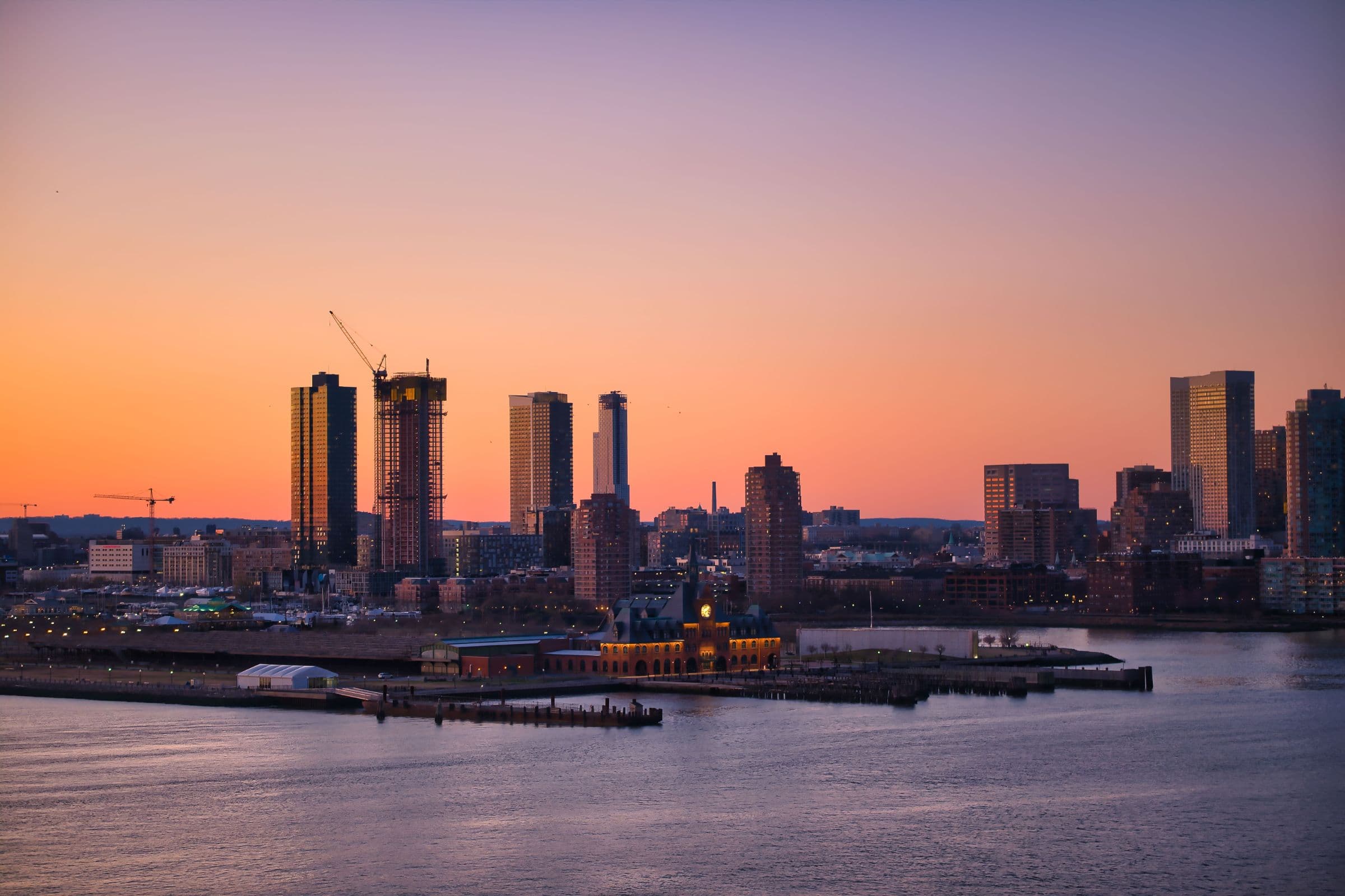 Selling a Home in Hoboken NJ: An Appraiser's Pricing Guide